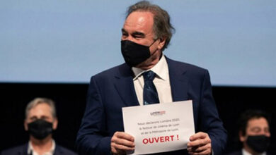 الیور استون