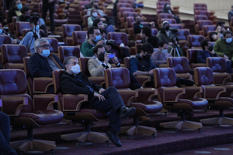 نشست خبری و پرسش و پاسخ فیلم سینمایی «منصور» در جشنواره فیلم فجر