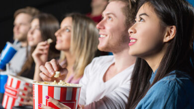 تماشای فیلم در سینما