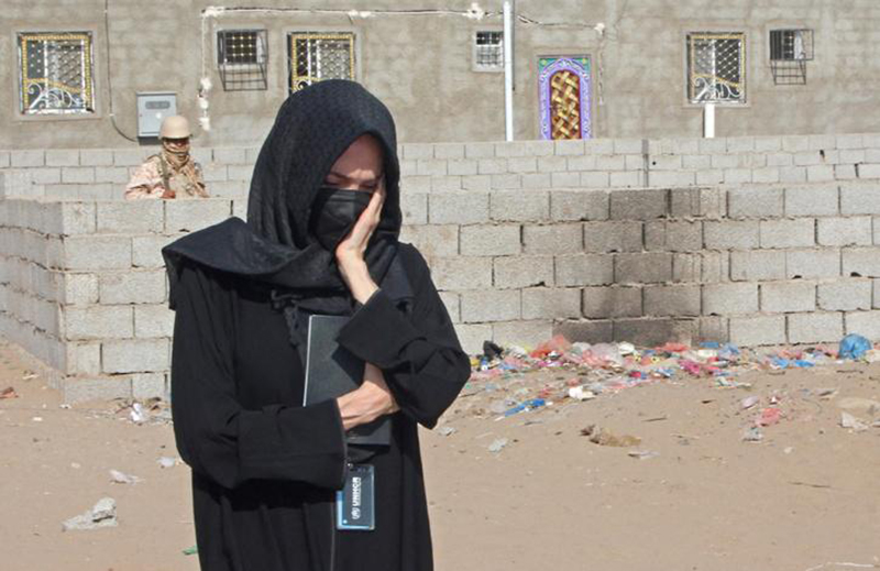 آنجلینا جولی در یمن